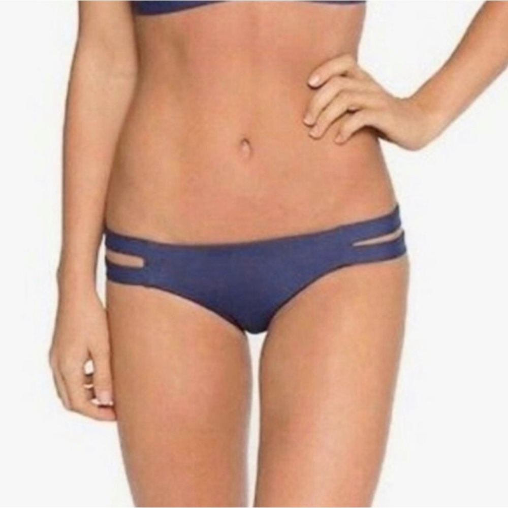 NWT - Tavik Chloe Moderate Swim Bottom - Ombré Blue